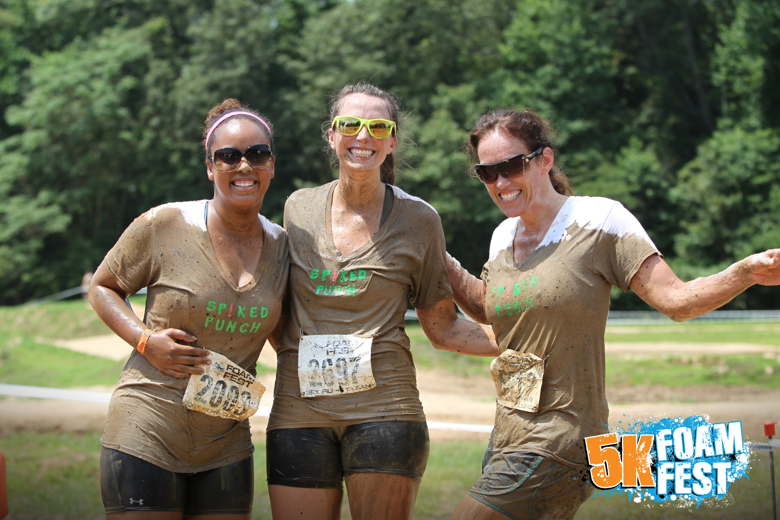 Alexis Reed at a mud race with friends